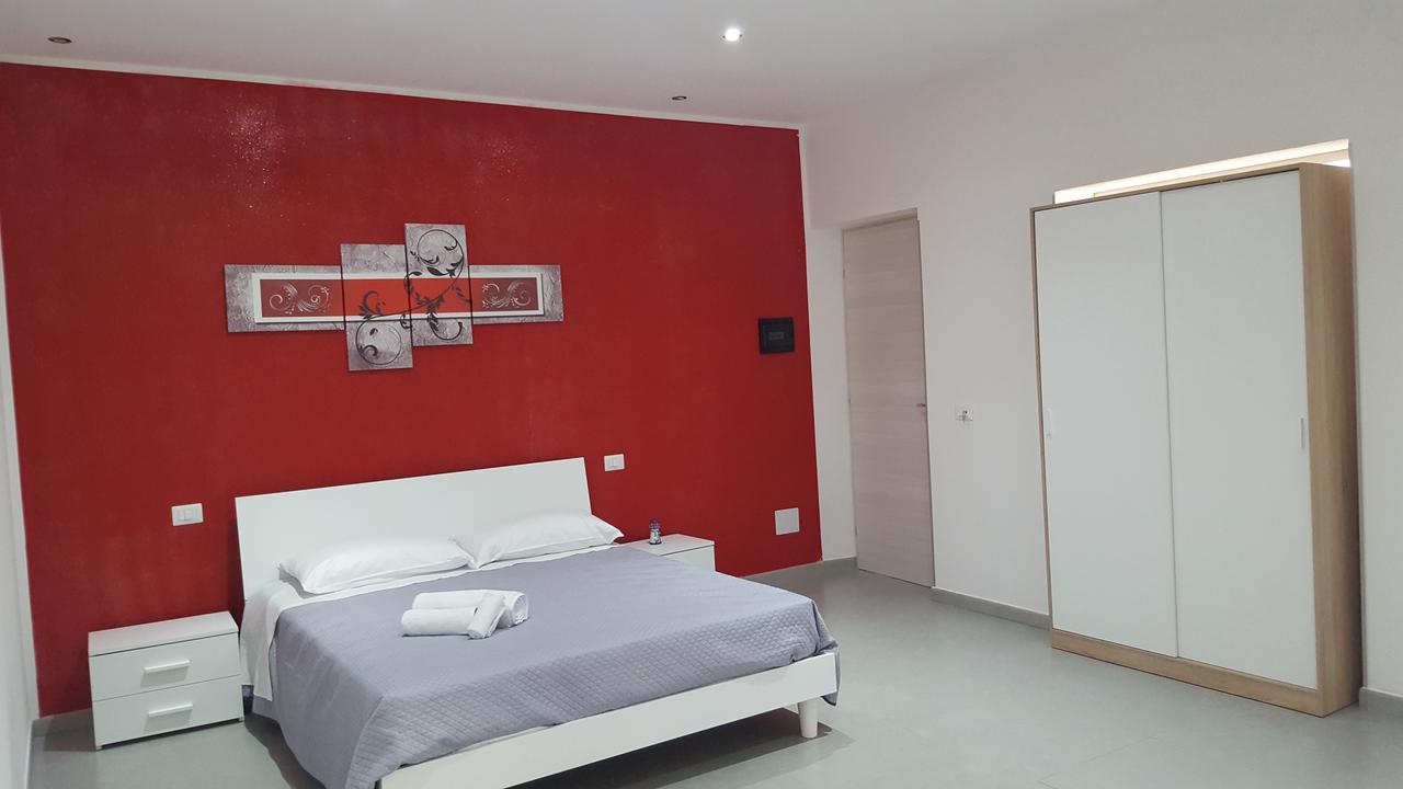 L'Isola Del Sole Bed & Breakfast Castelluzzo Ngoại thất bức ảnh