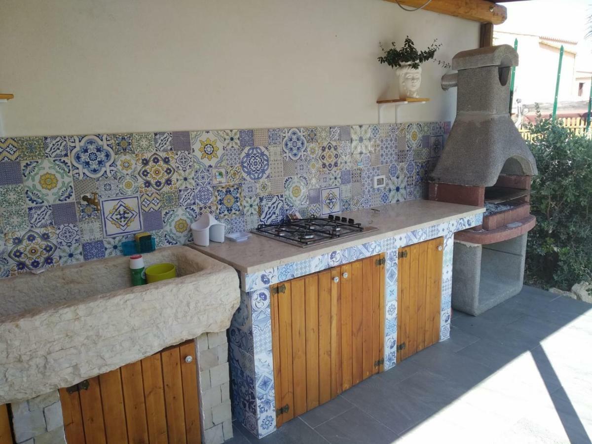 L'Isola Del Sole Bed & Breakfast Castelluzzo Ngoại thất bức ảnh