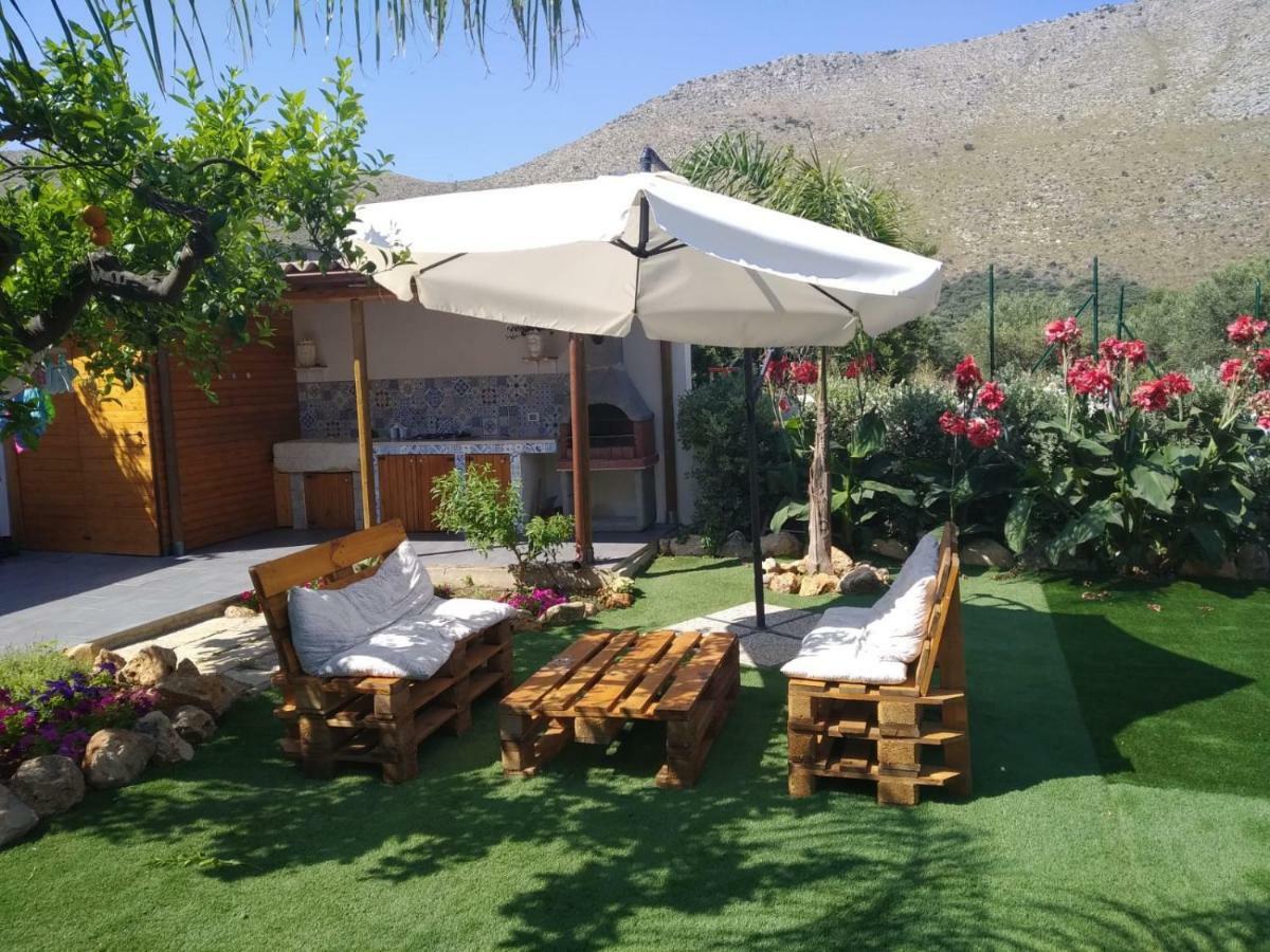L'Isola Del Sole Bed & Breakfast Castelluzzo Ngoại thất bức ảnh